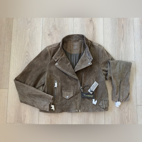 [BLANKNYC] Women’s Belted Moto Jacket. 🧥
*NEW WITH TAGS 🏷️ - Picture 2 of 11